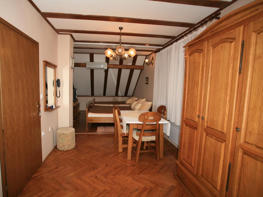 Apartments Vrata Baranje Bilje Δωμάτιο φωτογραφία